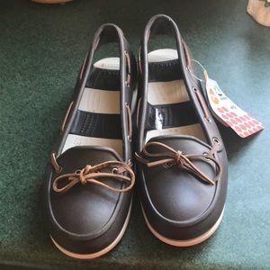 New Crocs Boat Shoes Brown Women’s 10 Tags